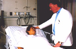 JimMinisteringInHospital.jpg (17468 bytes)