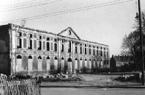 IMAmiensStJean01.jpg (23526 bytes)