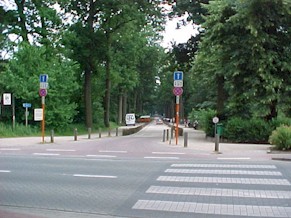 averbode08.jpg (27945 bytes)