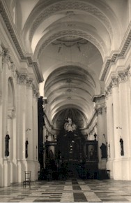 IMFloreffe76.jpg (18858 bytes)