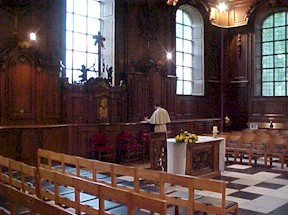 grim050.jpg (27390 bytes)