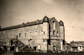 IMLieuDieu01a.jpg (19499 bytes)