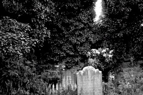 IMLochUachtair01a.jpg (29558 bytes)