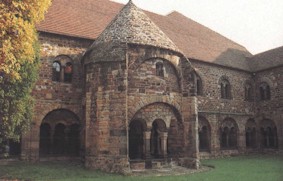 b-magd-03.jpg (19012 bytes)