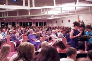 QPPARISHIONERS.JPG (25783 bytes)