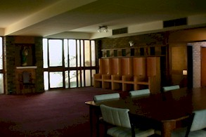 QPchapterroom.jpg (17256 bytes)