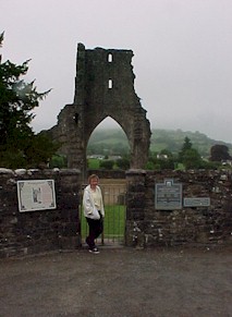 tal18.jpg (19271 bytes)