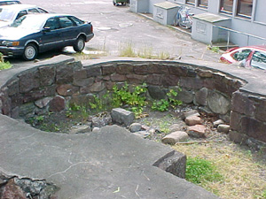 tons07.jpg (28562 bytes)