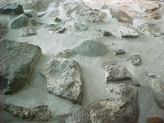 tons24.jpg (24769 bytes)