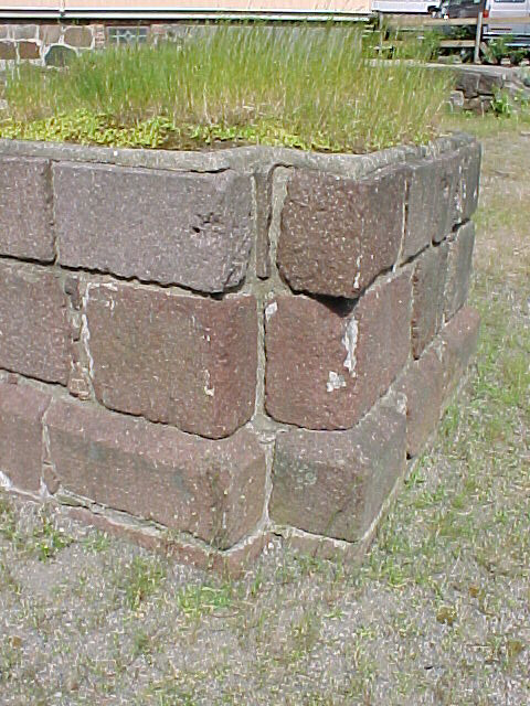 tons39.jpg (29294 bytes)