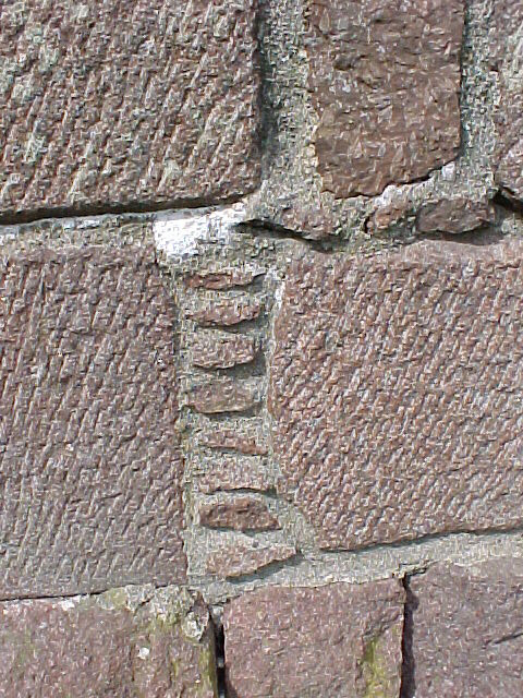 tons40.jpg (36096 bytes)