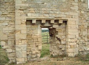 Tupholme27.jpg (27426 bytes)