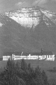 IMUznach77.jpg (17129 bytes)